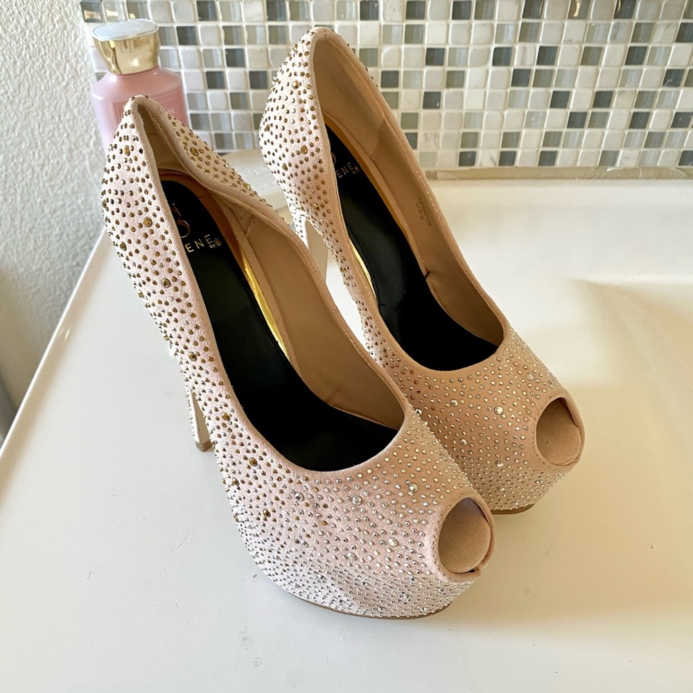 Pink Open Toed Platforms - Picture 2 of 6